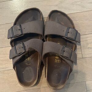 MUST GO! Authentic dark brown Arizona Birkenstock sandal
